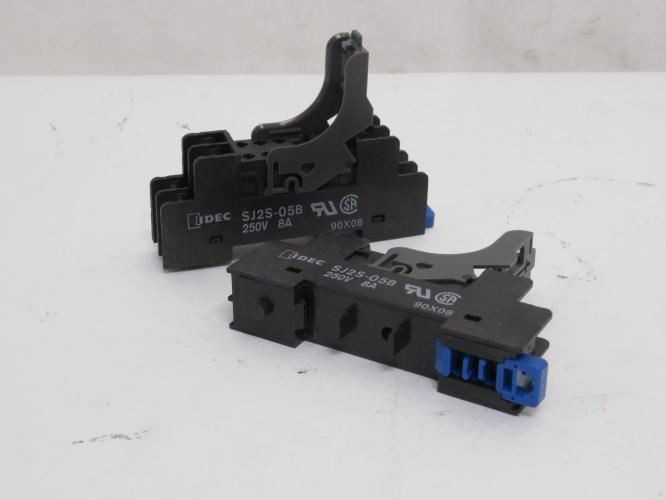Idec SJ2S-05B; Lot-2 Relay Sockets; 8A; 250V; 2 Pole