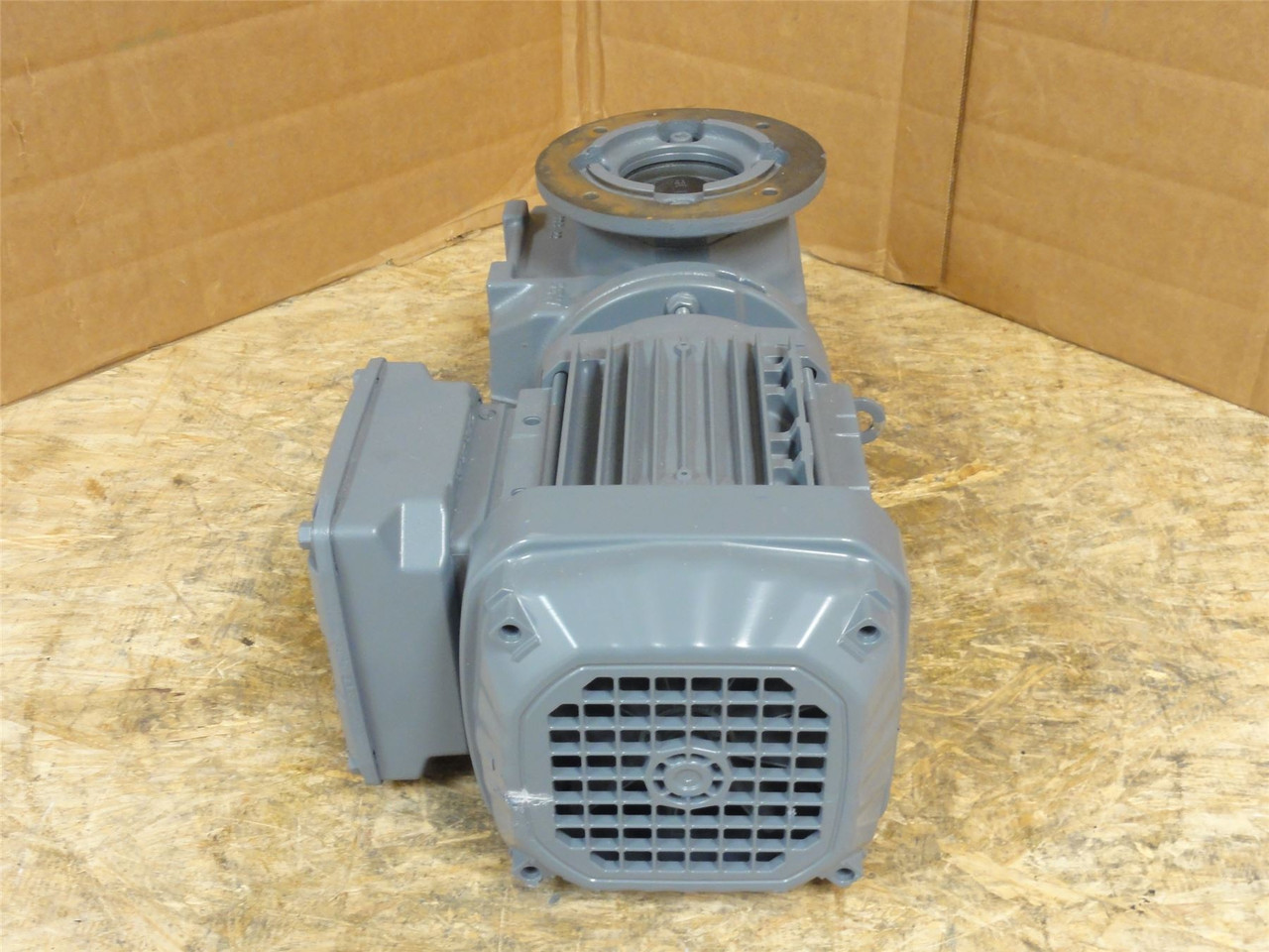 SEW SAF37DRN71MS4; Gear-Motor; 6.8:1 Ratio; 1/3HP; 230/460VAC