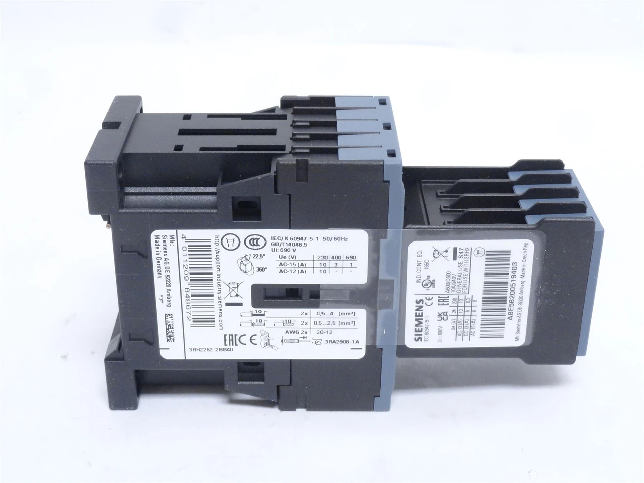 Siemens 3RH2262-2BB40; Control Relay; 6A; 230VAC; Coil: 24VDC