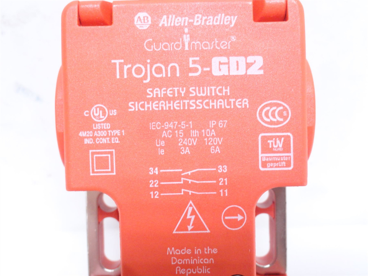Allen-Bradley 440K-T11211; Guardmaster Tongue Interlock Switch
