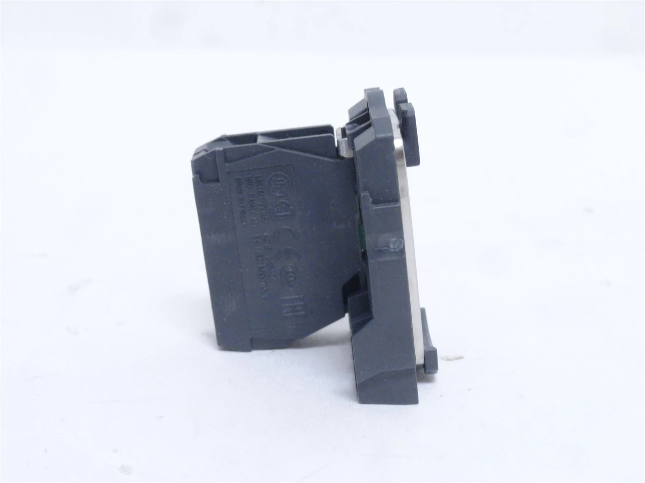 Schneider ZB5-AZ101; Light Block; W/Body Fixing Collar; 1-NO