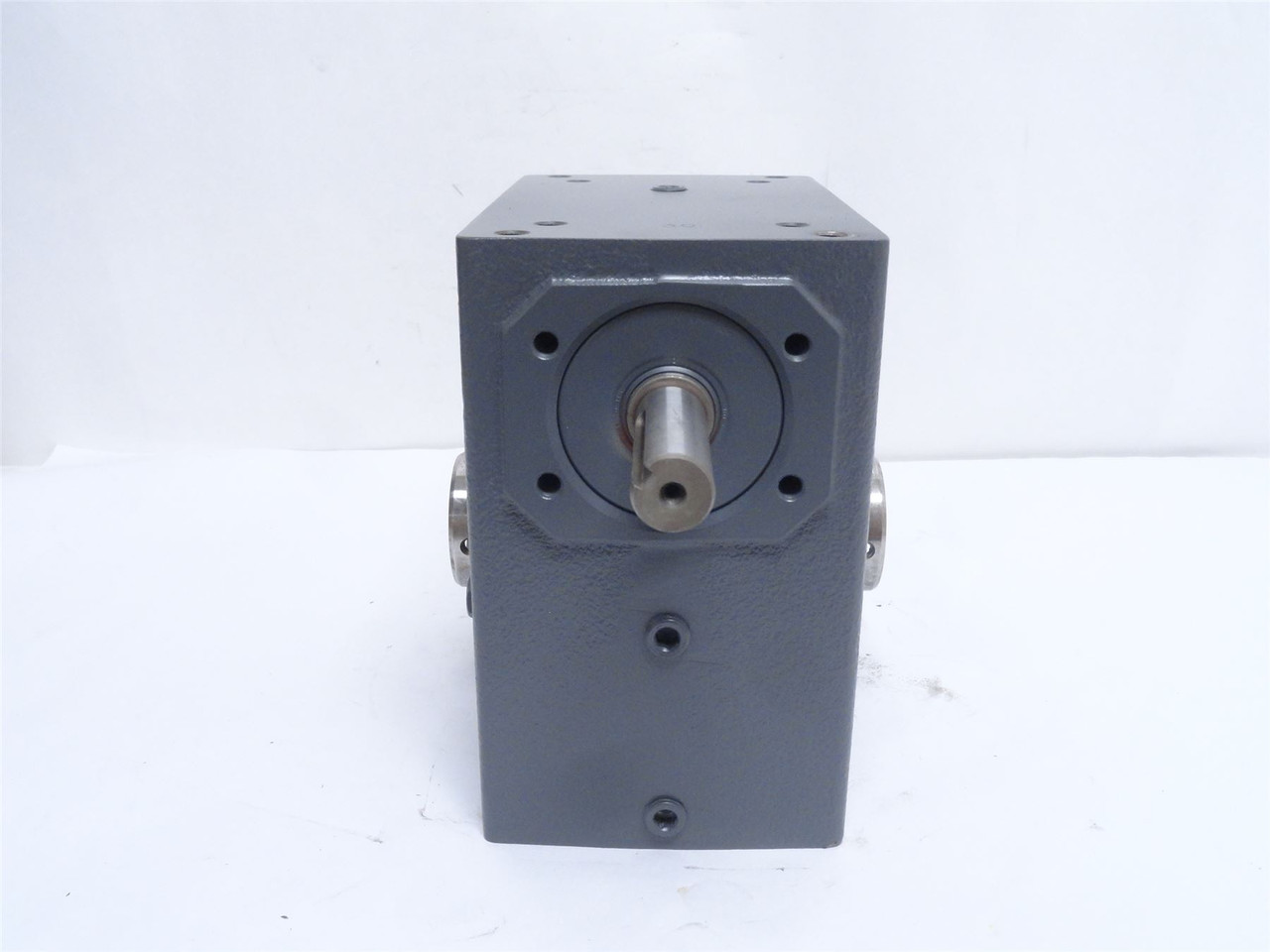 Hub City 0230-07029; Gear Reducer 30:1 Ratio 26230-1AWR1.438