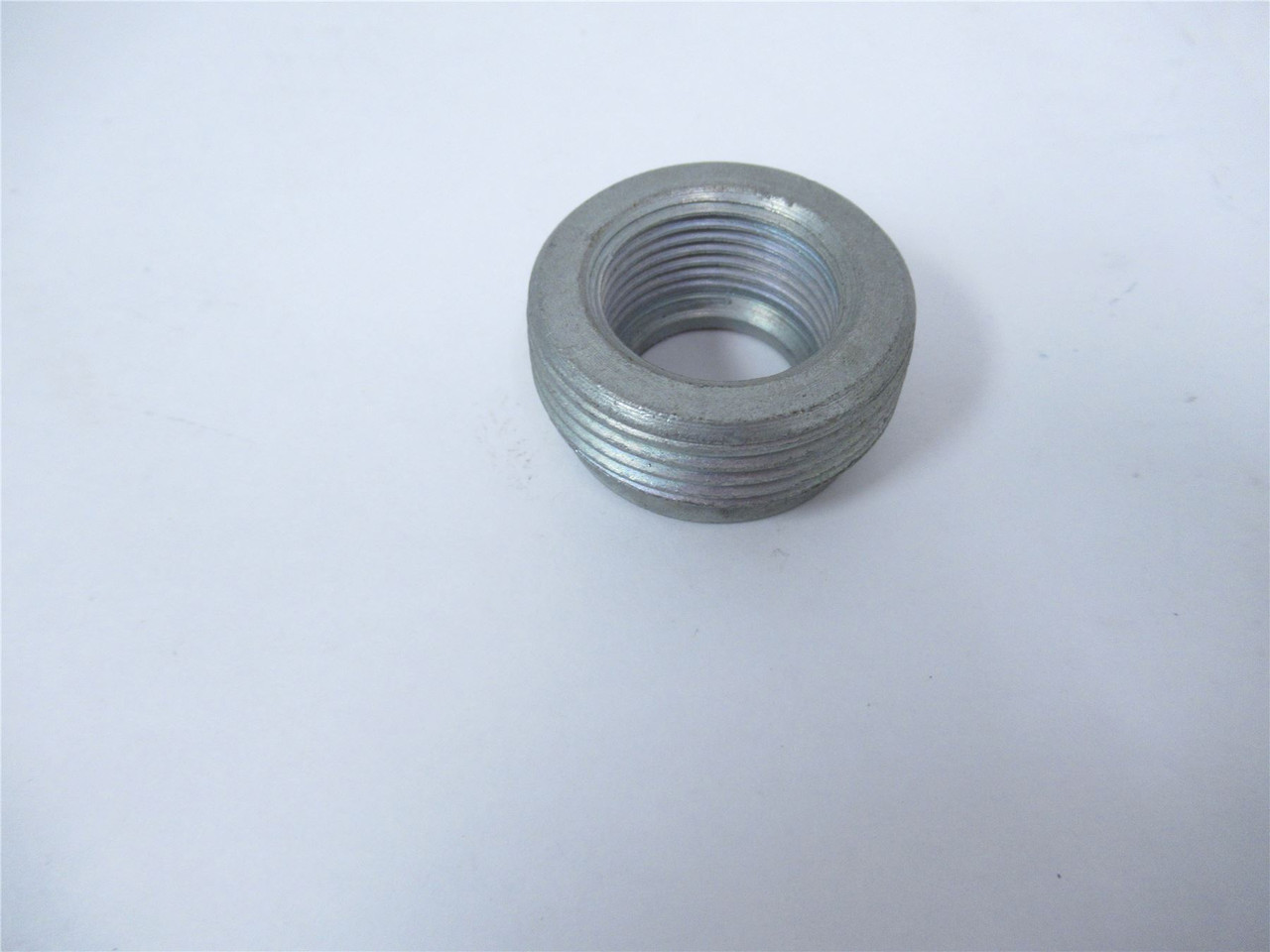 EE 75145K33; Lot -5 Conduit Bushing 1-1/4" x 3/4"