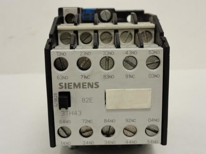 Siemens 3TH4382-0AP6; Control Relay; 10A; 10P; Coil: 240V@50Hz