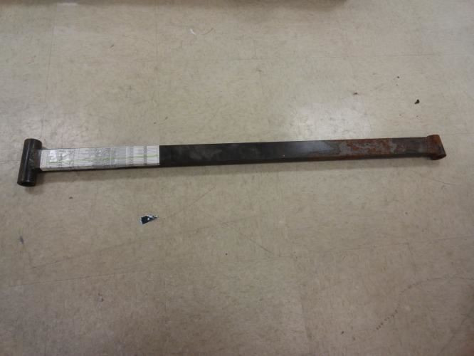Systems Material Handling 5204936-05; Pull Rod- Rusted