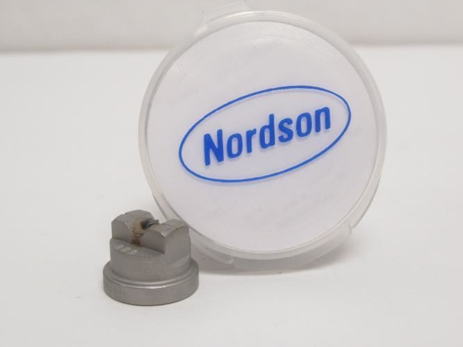 Nordson 710889A; Flange Cross-Cut Nozzle; 0.14/20 Flow Pattern
