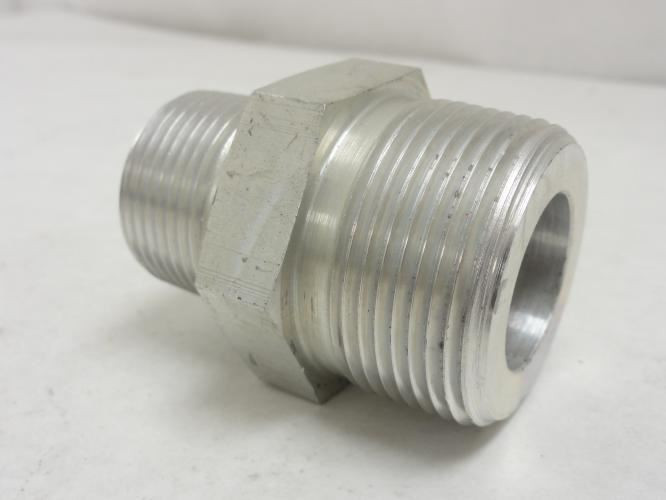 Parker 20-16 MHN; Steel Pipe Union 1-1/4 NPT x 1 NPT