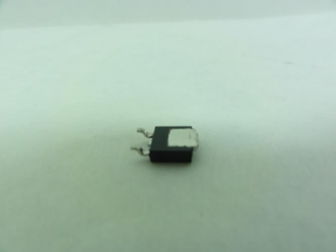Motorola 78M05; Lot-68 Voltage Refulators; 5V; 0.5A
