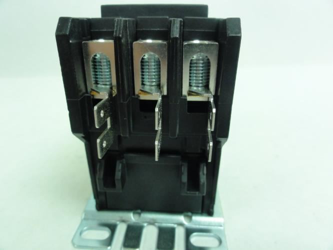 Eaton C25DNJ330T; Contactor 30A; 600V; 3P; Coil: 24VAC