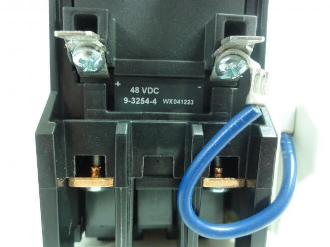 Eaton C25DNA2401W; Contactor 40A; 600V; 2P; Coil: 48VDC