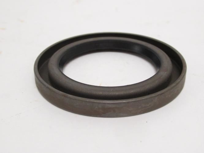 CR 15544; Grease Seal; Single Lip; 1.563"ID x 2.374"OD x 1/4" W