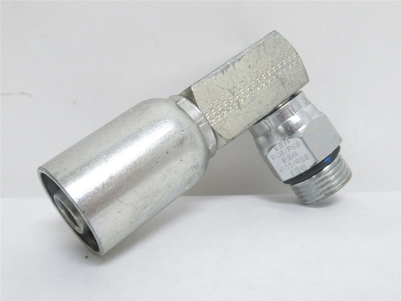 Eaton 08U-R68; Male Swivel 90Deg; 1/2" Hose x 1/2 BOSS