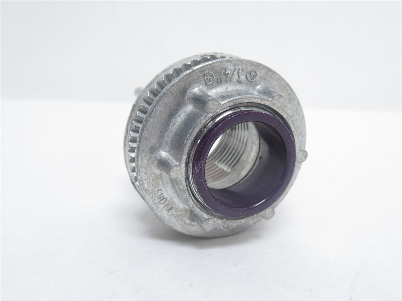 Raco 1703; Rigid Hub; Size: 3/4"; Zinc; Insulated