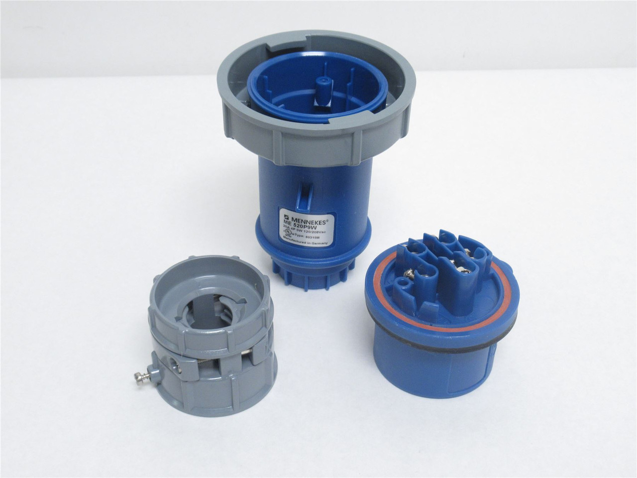 Mennekes ME520P9W; Pin/Sleeve Plug; 20A; 120/208VAC; 4P; 3PH