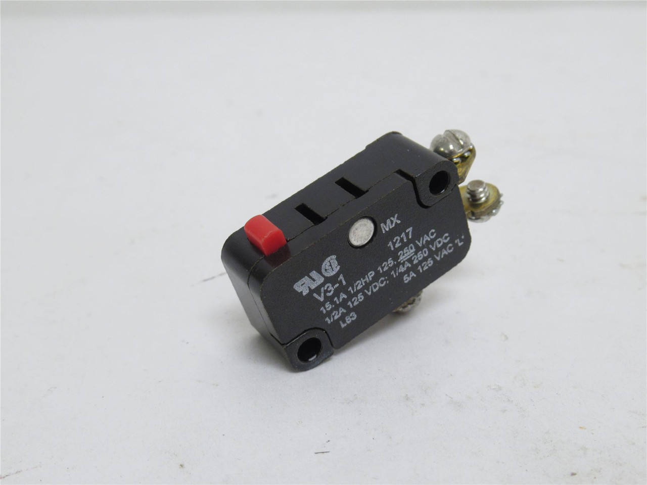 Micro-Switch V3-1; Snap Action Switch 15.1 Amp; 250VAC/125VDC