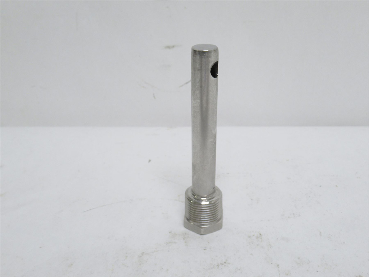 MFG- 665037; Water Supply Pipe Fitting; SS-304; 3/4 x 1/2NPT