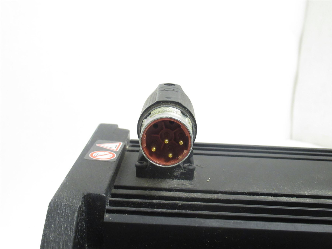 Lenze MCA 17N17-RSOBO-B24R-STBF10N-ROSU; Servo Motor; 5.1HP