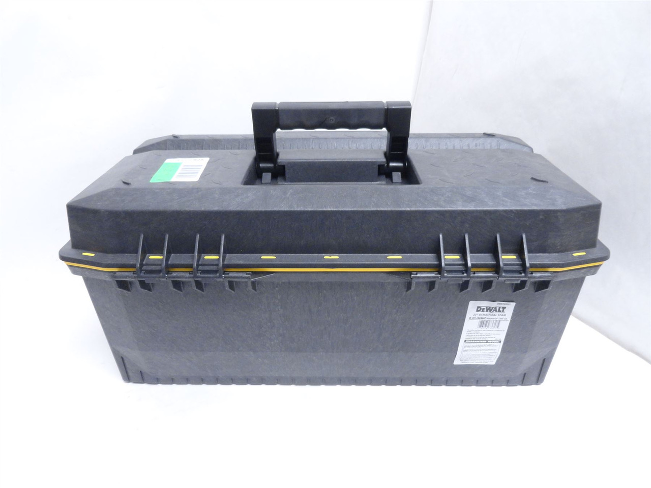 DeWALT DWST23001; Lockable Water Sealed Toolbox; 23" W/Tray