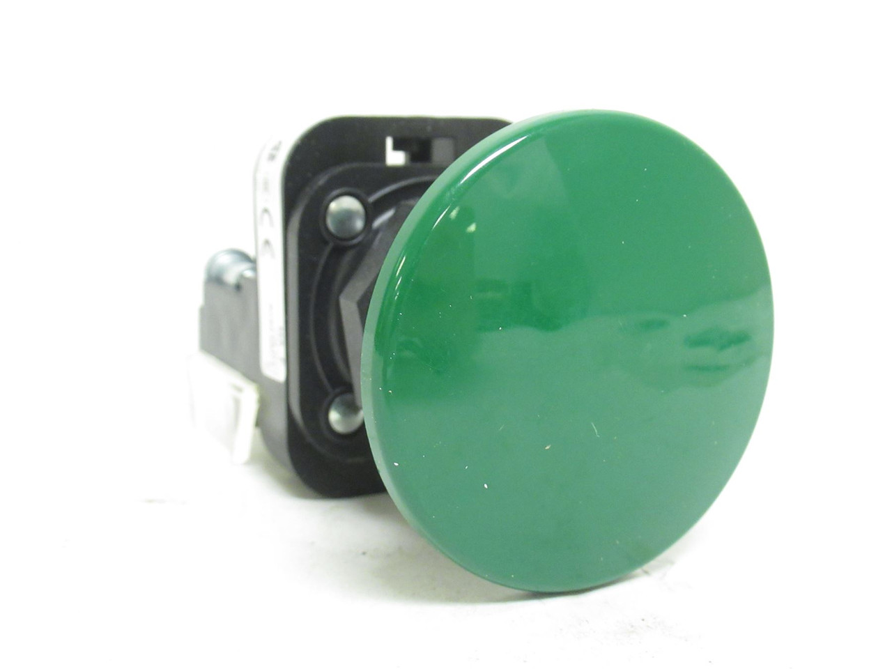 Allen-Bradley 800H-DR1JA; Pushbutton Switch; 600VAC; Green