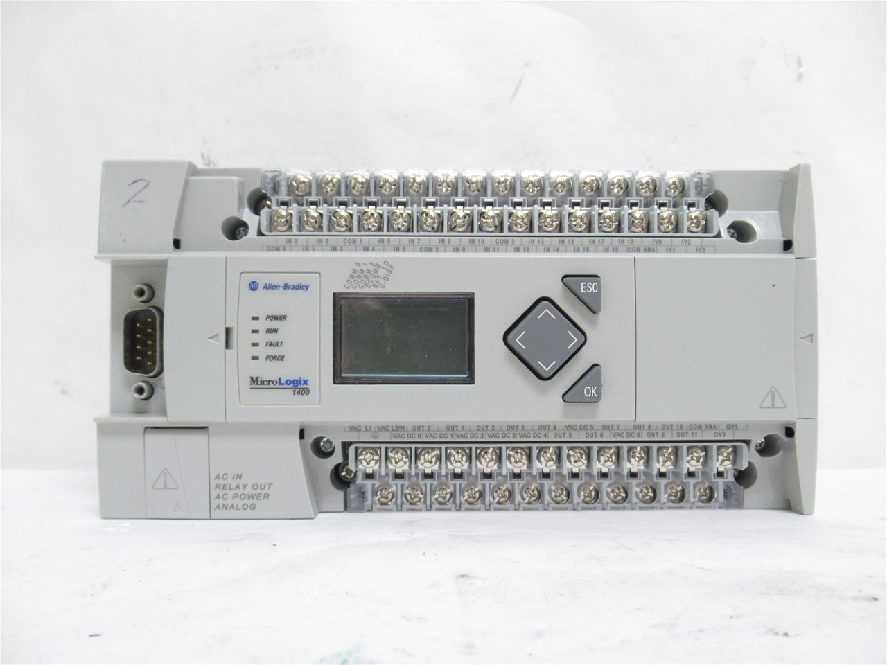 Allen-Bradley 1766-L32AWAA; Controller 32-Point; 120/240VAC