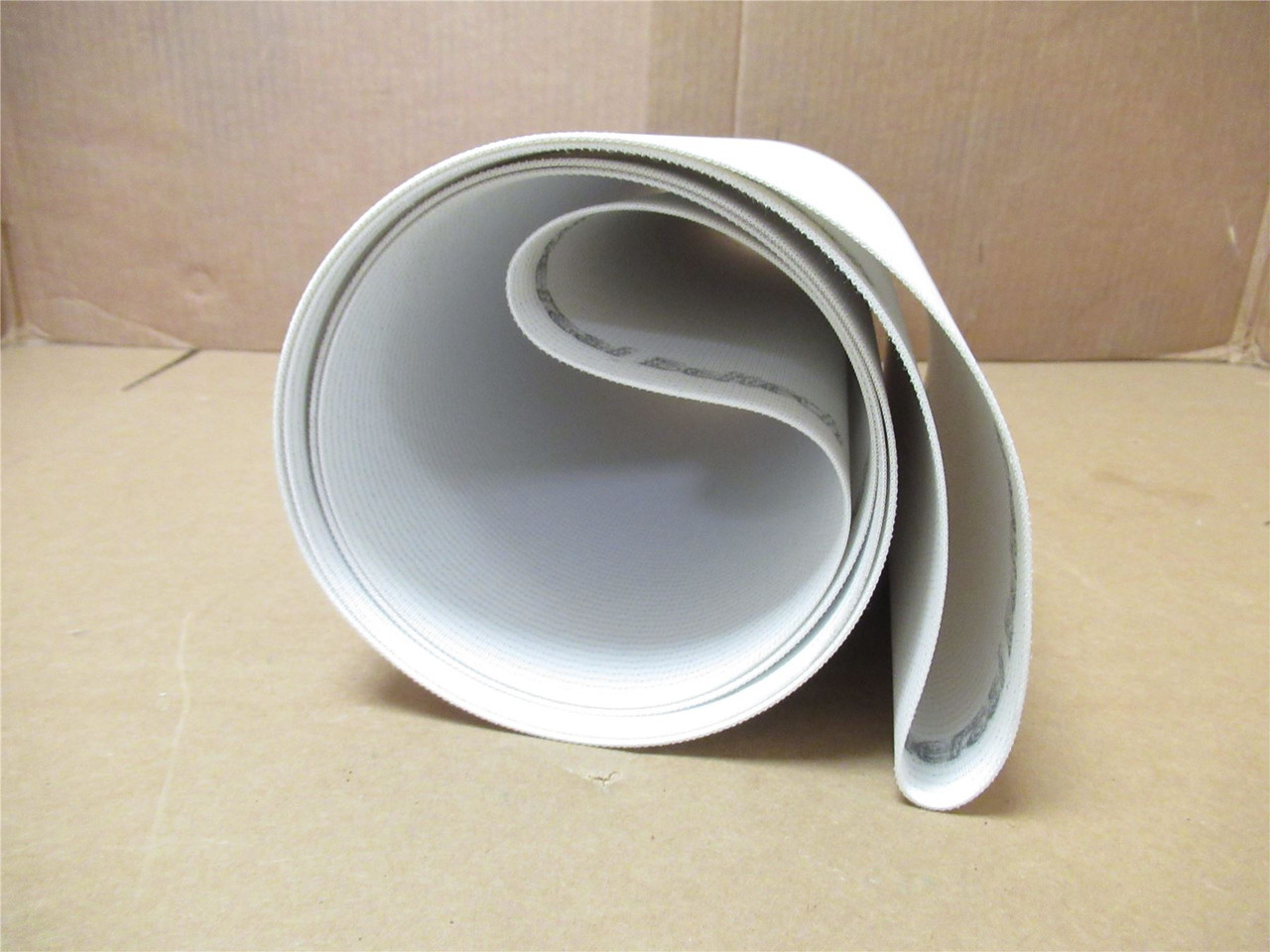 Ammeraal SOUSO-00032865; Conveyor Belt; 15" Wide;  7.34' Long