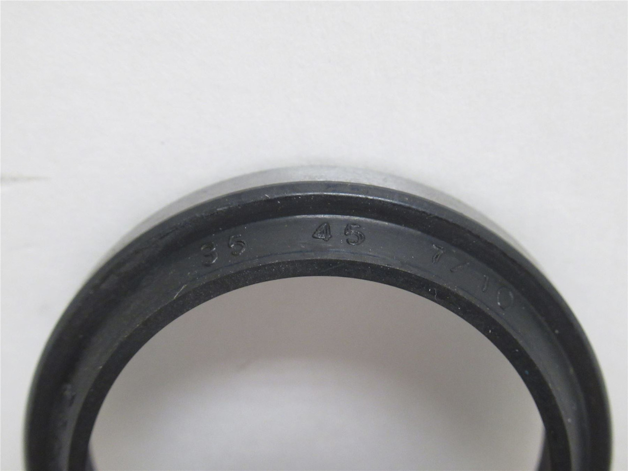 SOG 102452; Shaft Seal 35mmID x 45mmOD x 7 / 10mm Wide