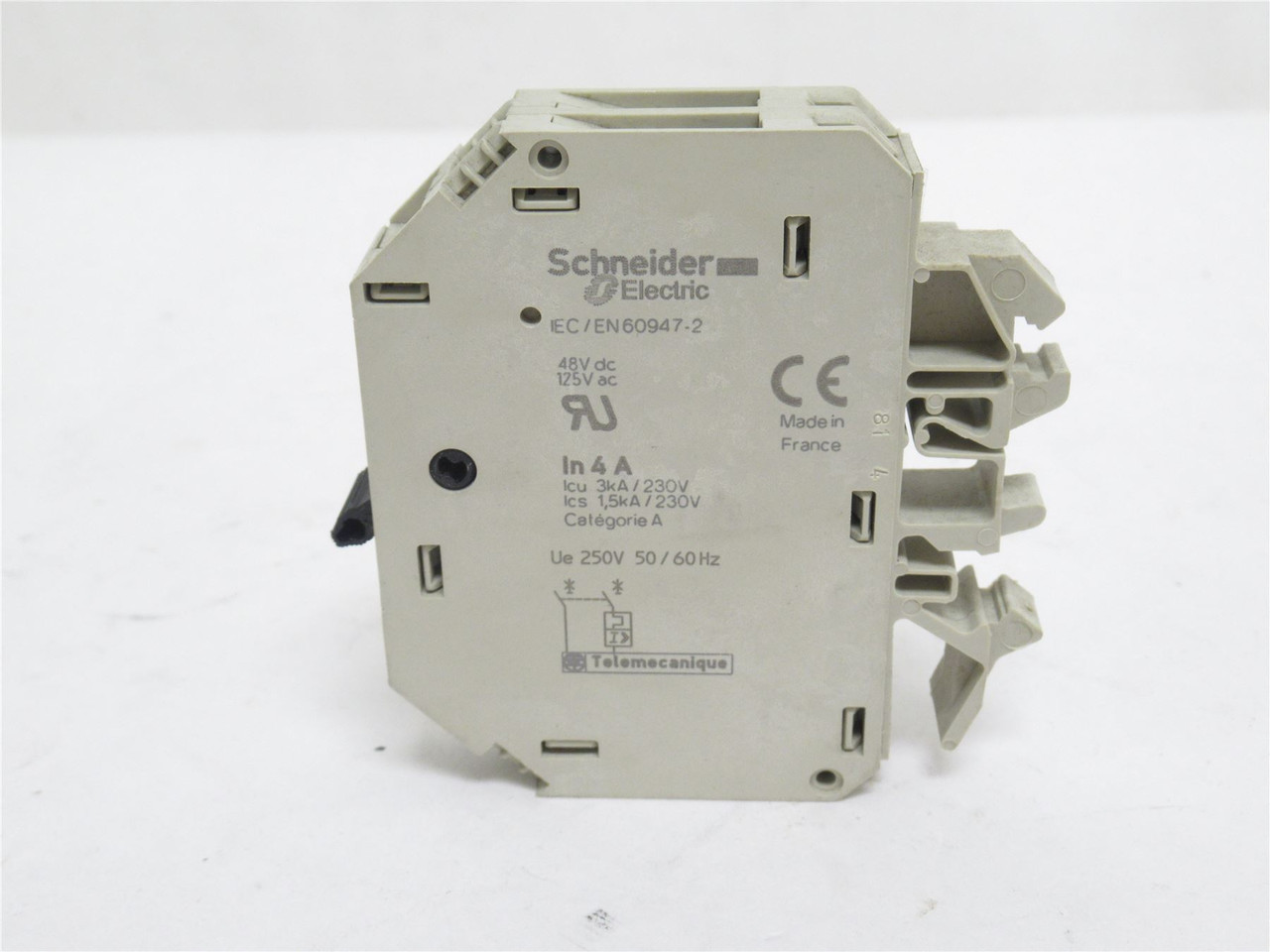 Schneider GBSCD09; Circuit Breaker; 4A; 250VAC; 1P