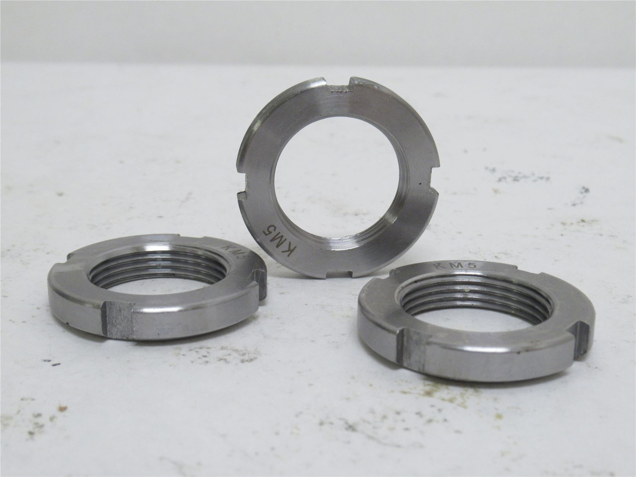 Triclover 6747200; Lot-3; Nuts; M24-2.0 Thread Size