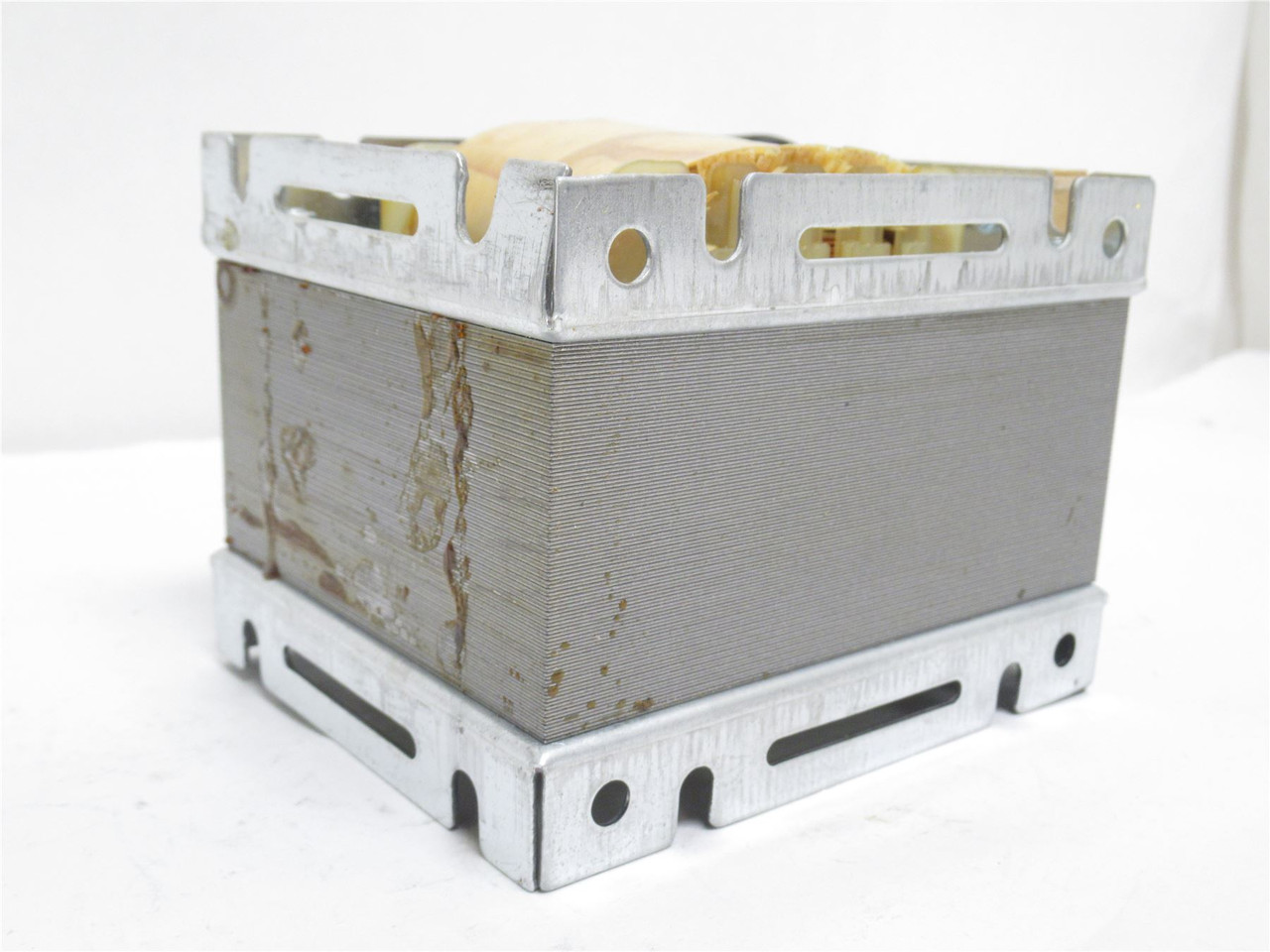 Risco 13593002; Transformer; 200VA; 480/440/400/220VAC; 1PH