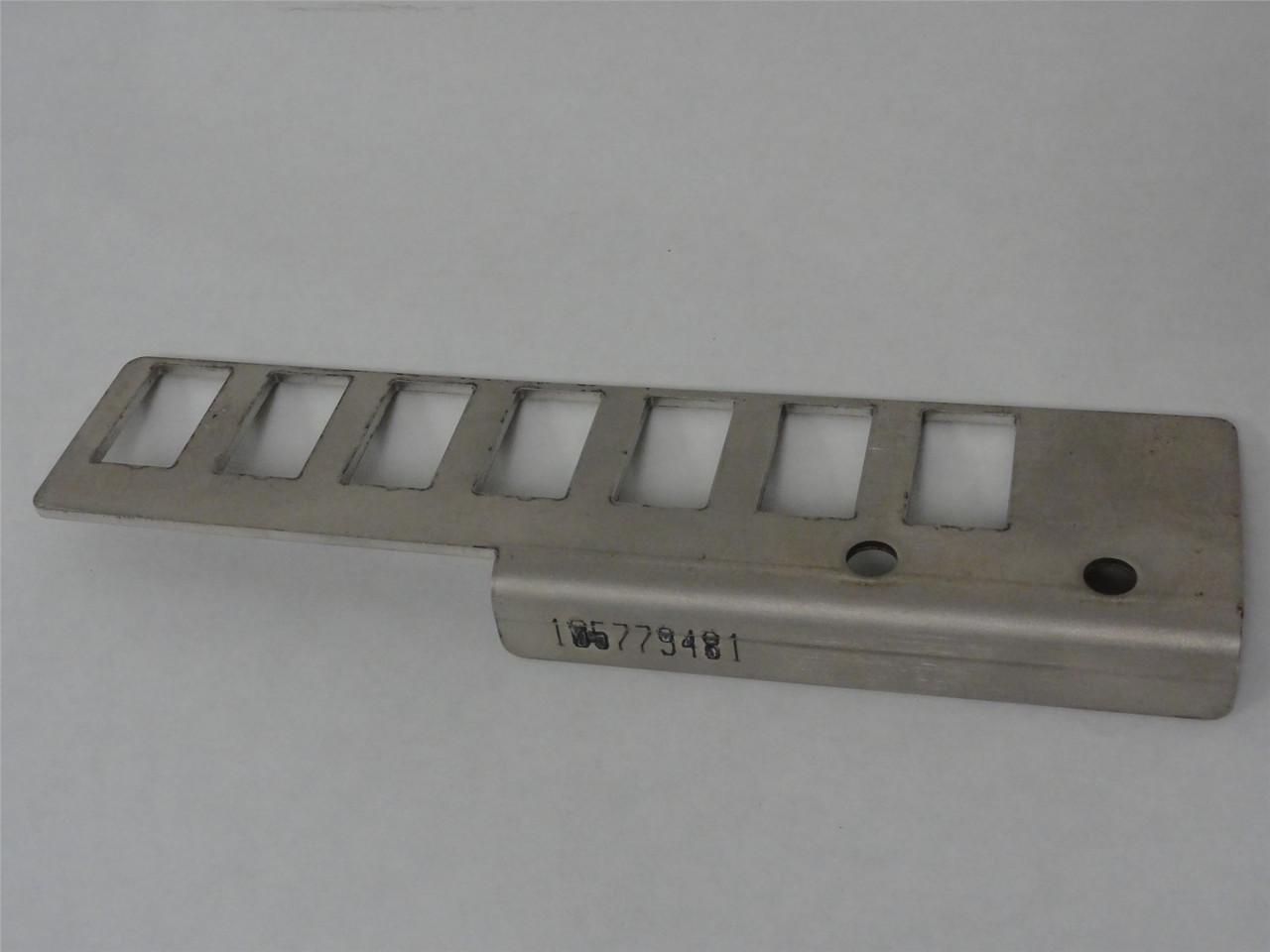 Multivac 105779481; Bracket; LH115B142L1; 168X5CRNI18/10