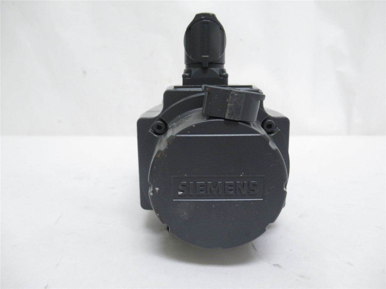 Siemens 1FK7042-2AF7; Synchronous Motor 270V 9000RPM; 3 Phase