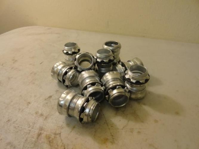 Hubbell 2903RT; LOT-10 Connector; 3/4" NPT;