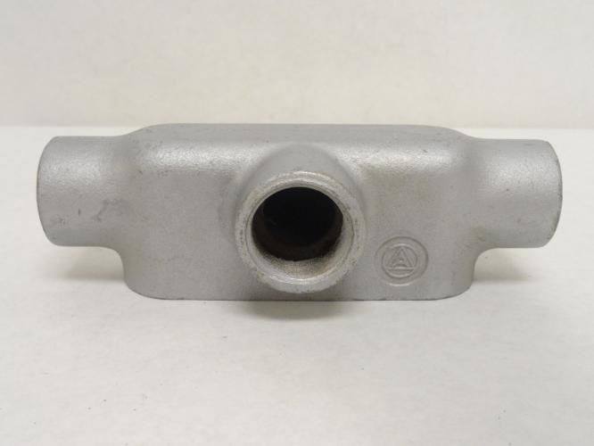 Appleton T100-M; Type: T; Conduit Body; Malleable Iron; 1FNPT