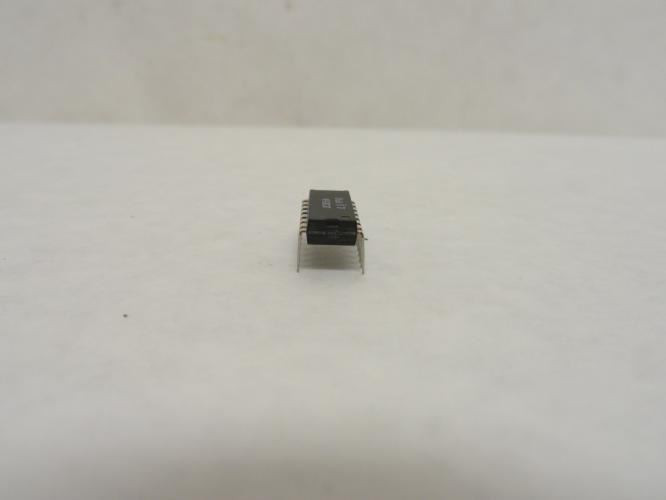 Unitrode UN3856N; Lot-2 Current Mode Switching Controllers