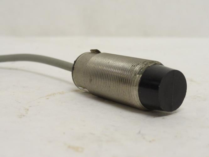 Honeywell 992AB18AP-A2; Prox Sensor; 9-30VDC; 200mA; NO NUTS