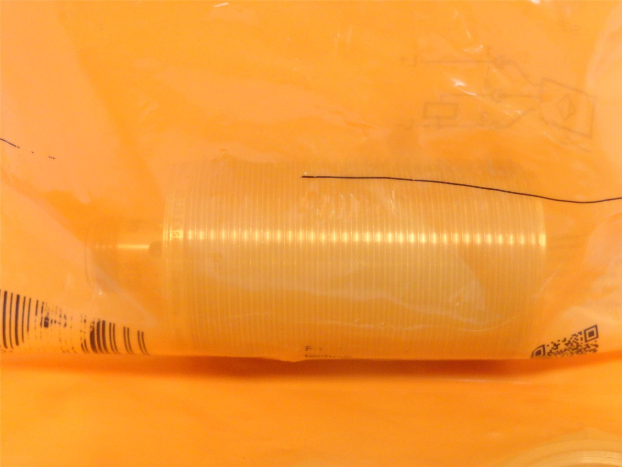 IFM IIK3010-BPKG/AM/US-104 ; Proximity Sensor IIT228 10-30VDC