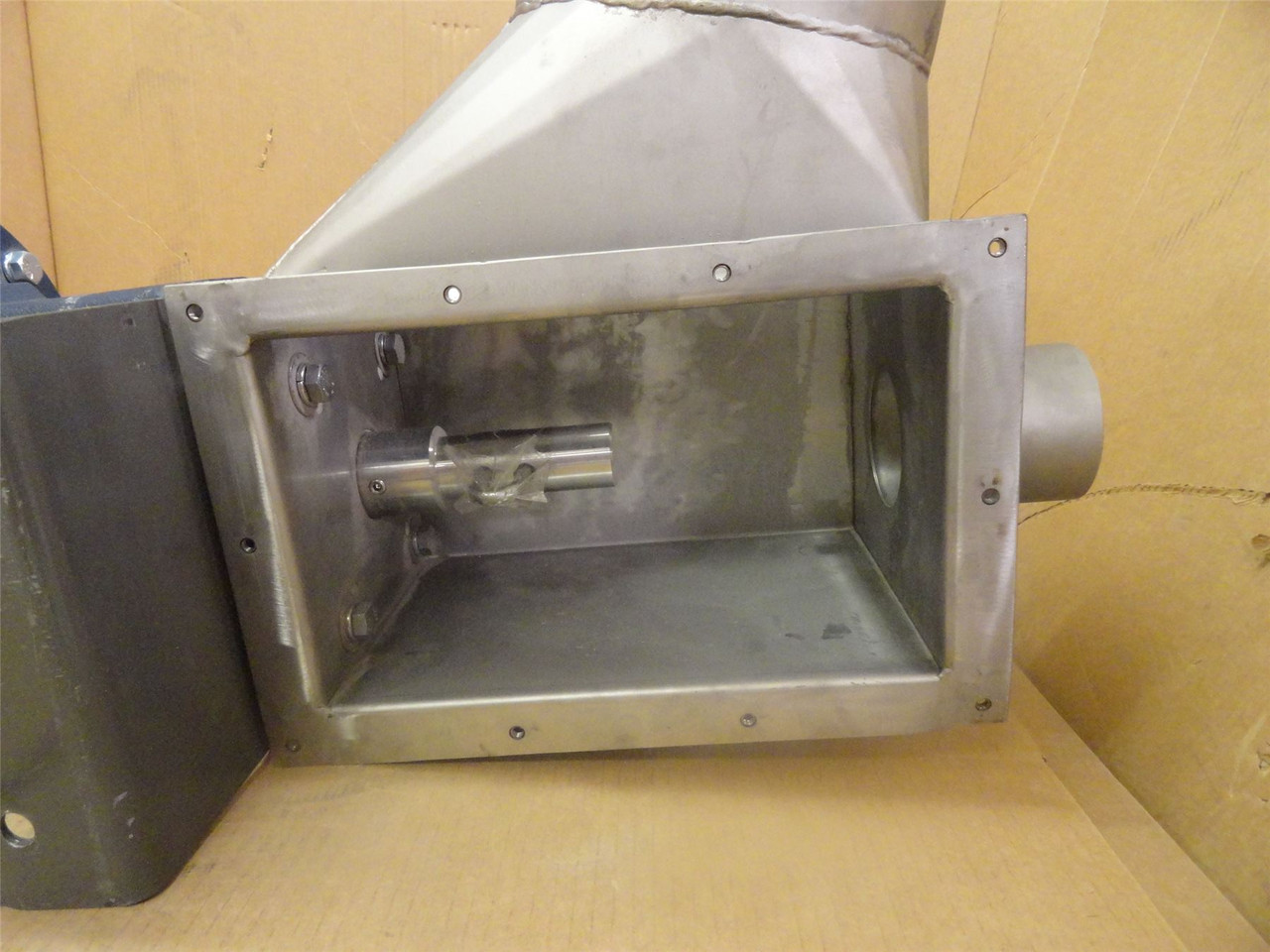 Flexicon DCT1-S3-X; Transition Discharge; 8" Stub Outlet 3/2HP