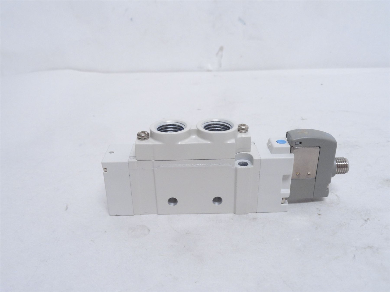 SMC SY7120-5WOZ-02-X10; Solenoid Air Valve 0.15-0.7MPa; 24VDC