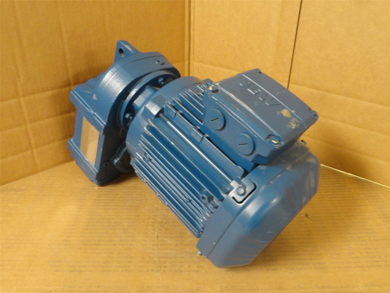 SEW FA37/GDRN90S4/Z; AC Gearmotor 17:1 Ratio 1.5HP 230/460VAC