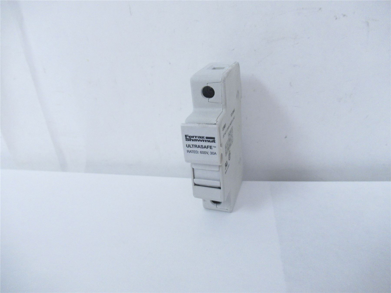 Ferraz Shawmut Y213944; Fuse Holder  30 AMP 600V