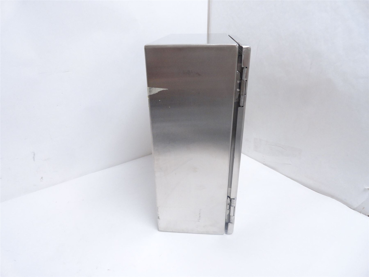 Hoffman CSD16126SS; Wall-Mount Enclosure; SS; 12" x 16" x6"