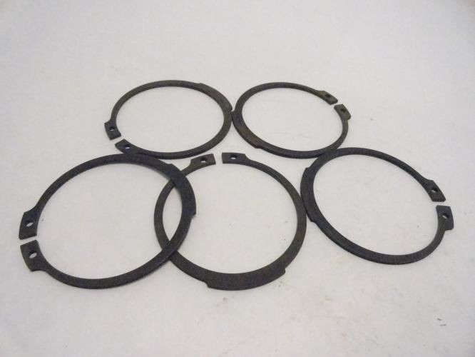 Cantrell 9913518207; LOT-5 Retainig Ring 2-11/16" Size