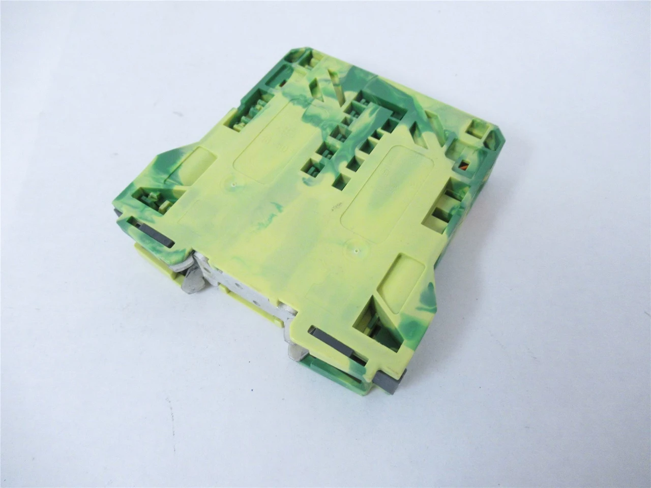 Wago 285-0157; Terminal Block 2 Conductor Ground