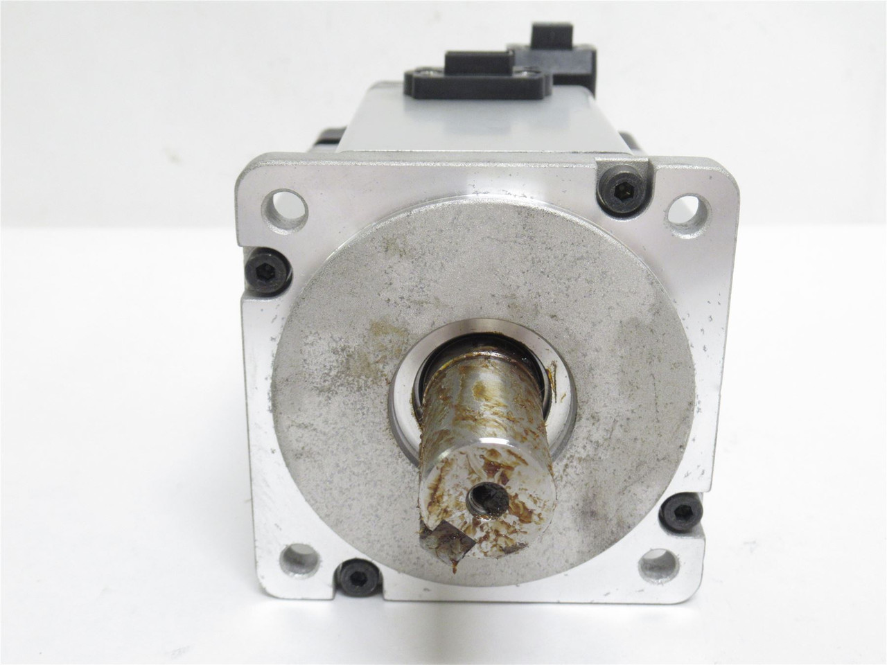 Omron R88M-K75030H-S2; Servo Motor; 0.75kW; 120VAC; 3000RPM
