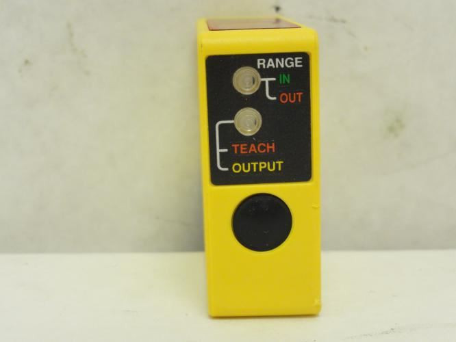 Banner Q50AVPQ; Triangulation Measurement Photo Sensor 12-30VDC