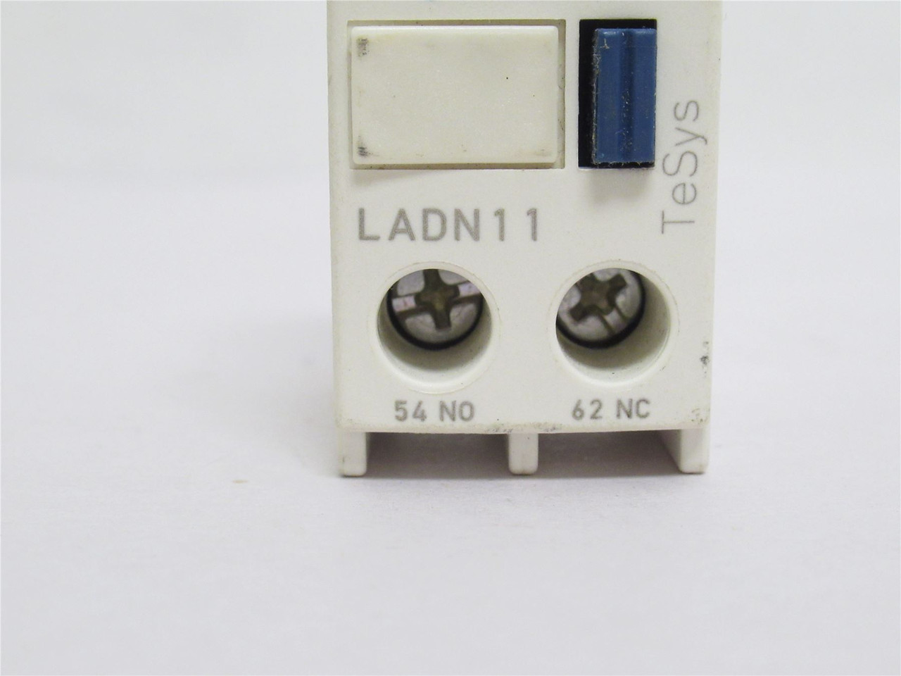 Schneider LADN11; Aux Contact Block; 10a; 600vac; 1-NO; 1-NC