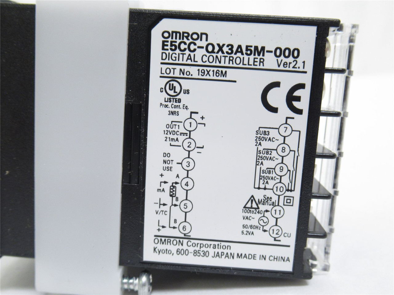 Omron E5CC-QX3A5M-000; Temperature Controller; 100-240VAC