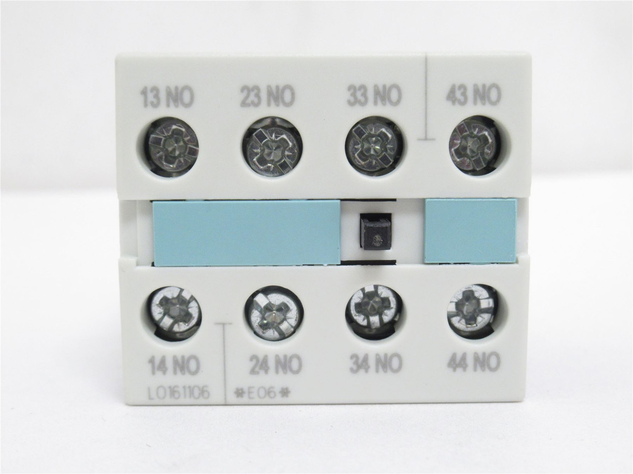 Siemens 3RH1921-1FA40; Aux Contactor; 4-NO; 10A@240VAC; GU