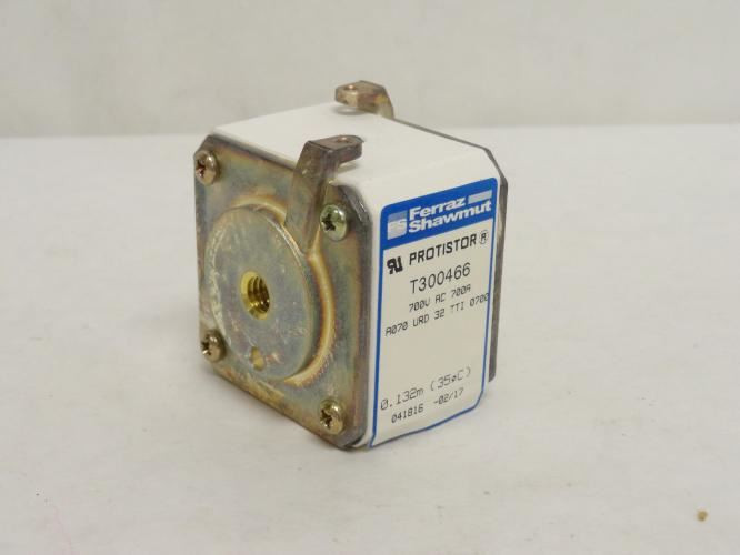 Ferraz T300466; Square Body Semiconductor Fuse; 700A; 700VAC