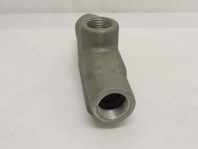 Crouse-Hinds TB39; Aluminum Conduit Body; Type TB; 1NPT